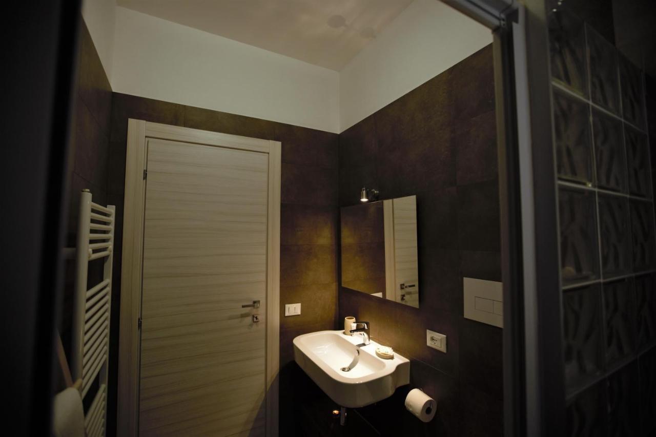 Phalanthos Taranto Bed and Breakfast Exteriör bild